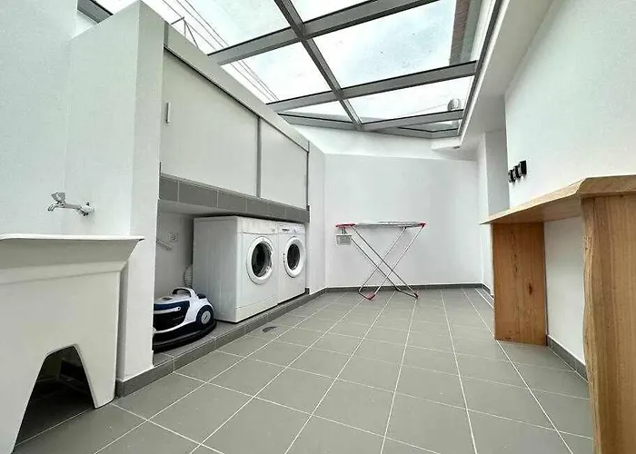 Pena - A By Mth * Funchal (Madeira)